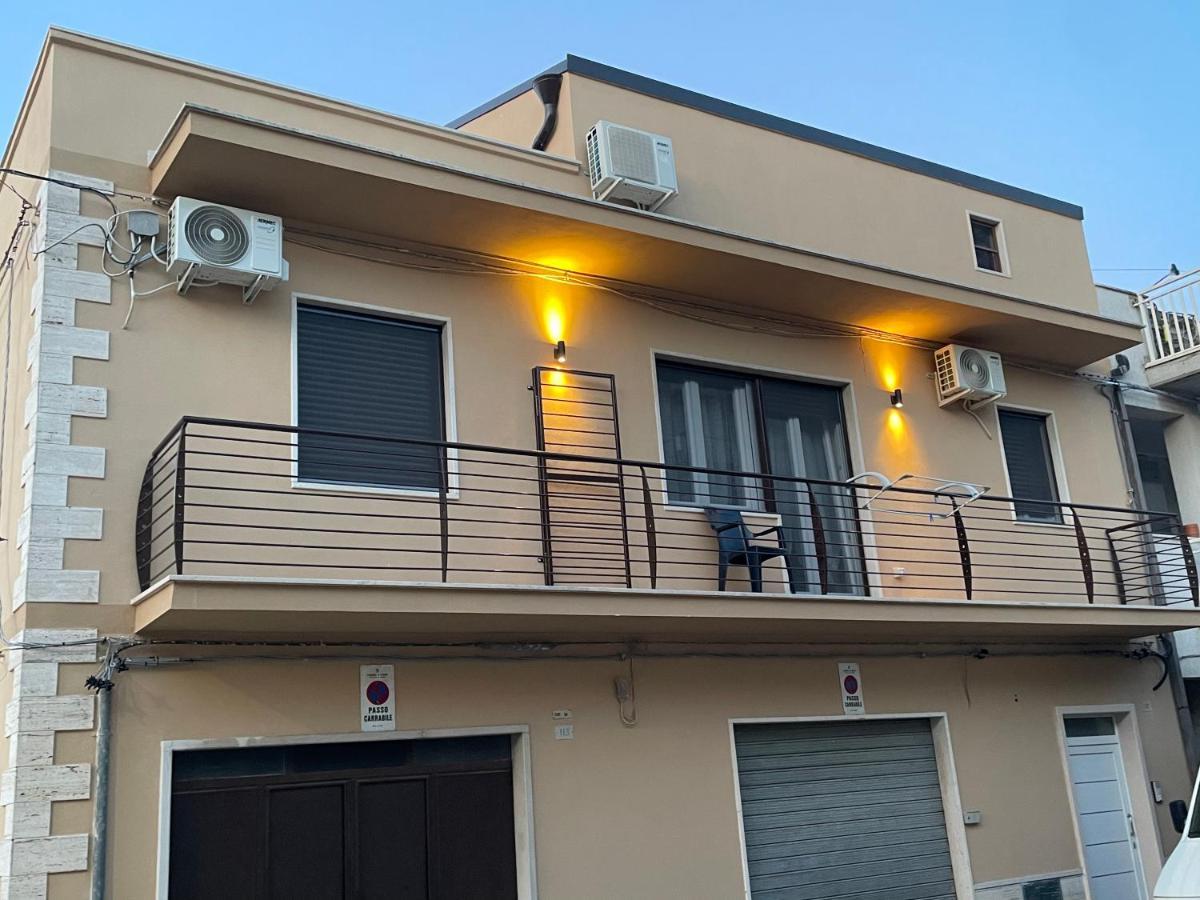 A Casa Di Nene Beb Lesina Exterior foto